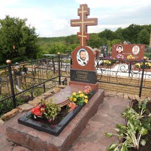 Гранитный крест - Камень памяти - Наша работа