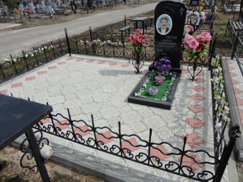 Кованая ограда из блочных элементов - Камень памяти - Примеры других исполнителей